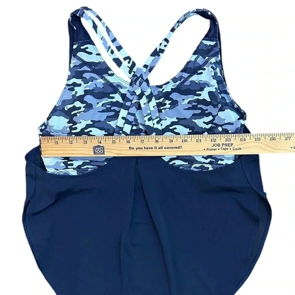 NWT Fabletics Giselle Powertouch Light Built-In Bra Swing Tank Blue Medium - Picture 10 of 10